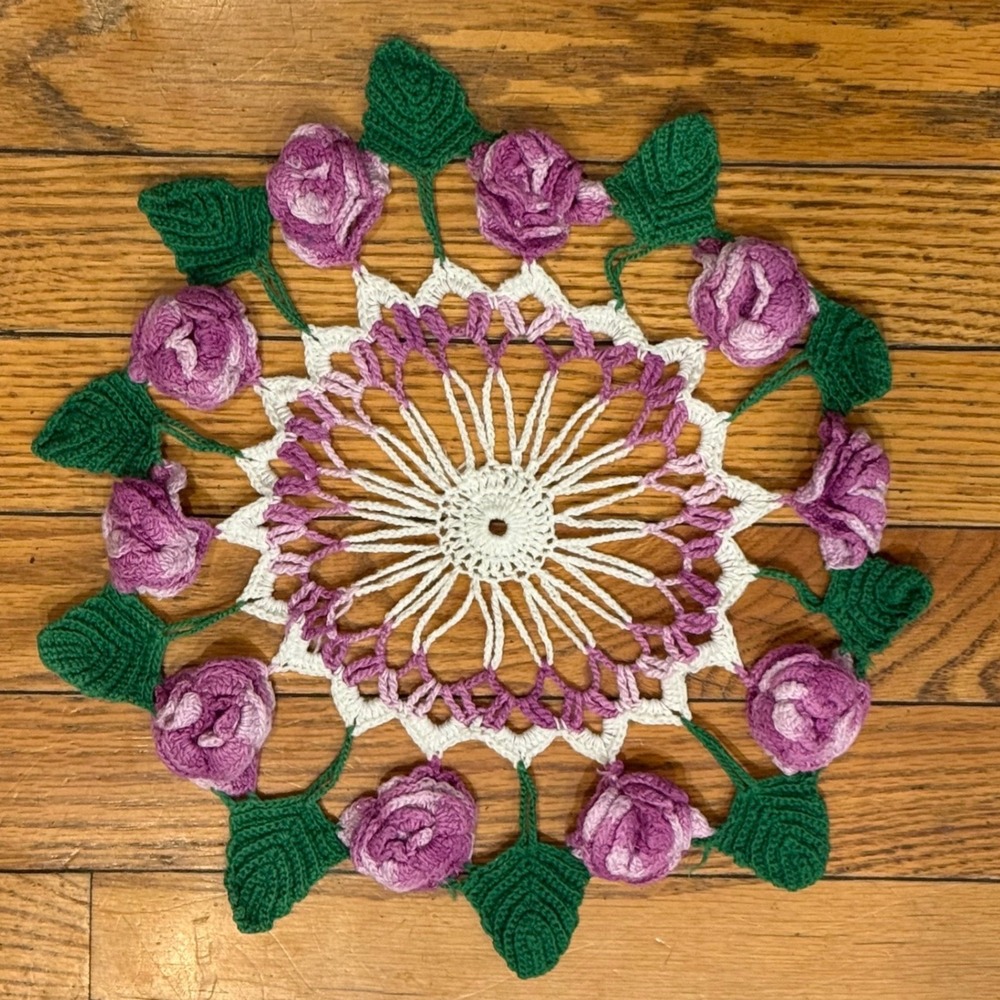 1.a.0.0.0.8.f Vtg Handmade Crochet Doily 3D Purple Roses Green Floral 12.5"